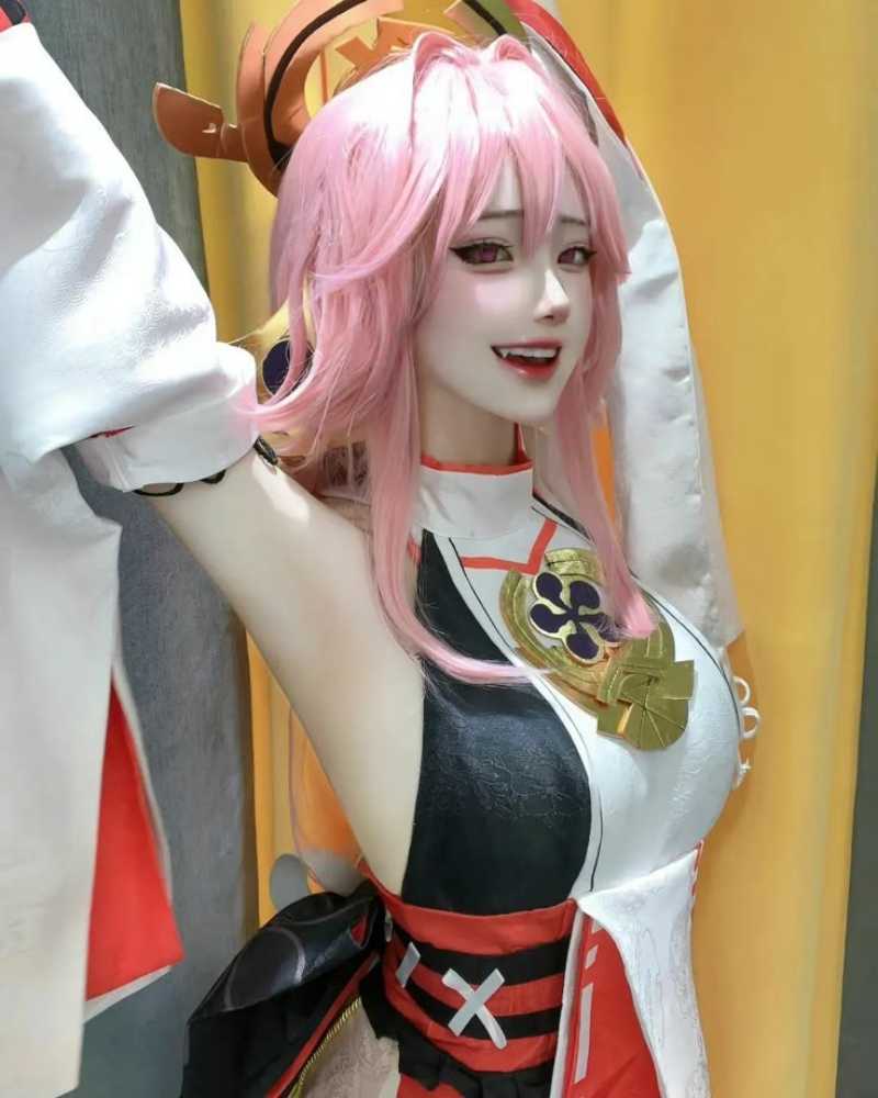 Cosplay Yae Miko xinh gái gợi cảm
