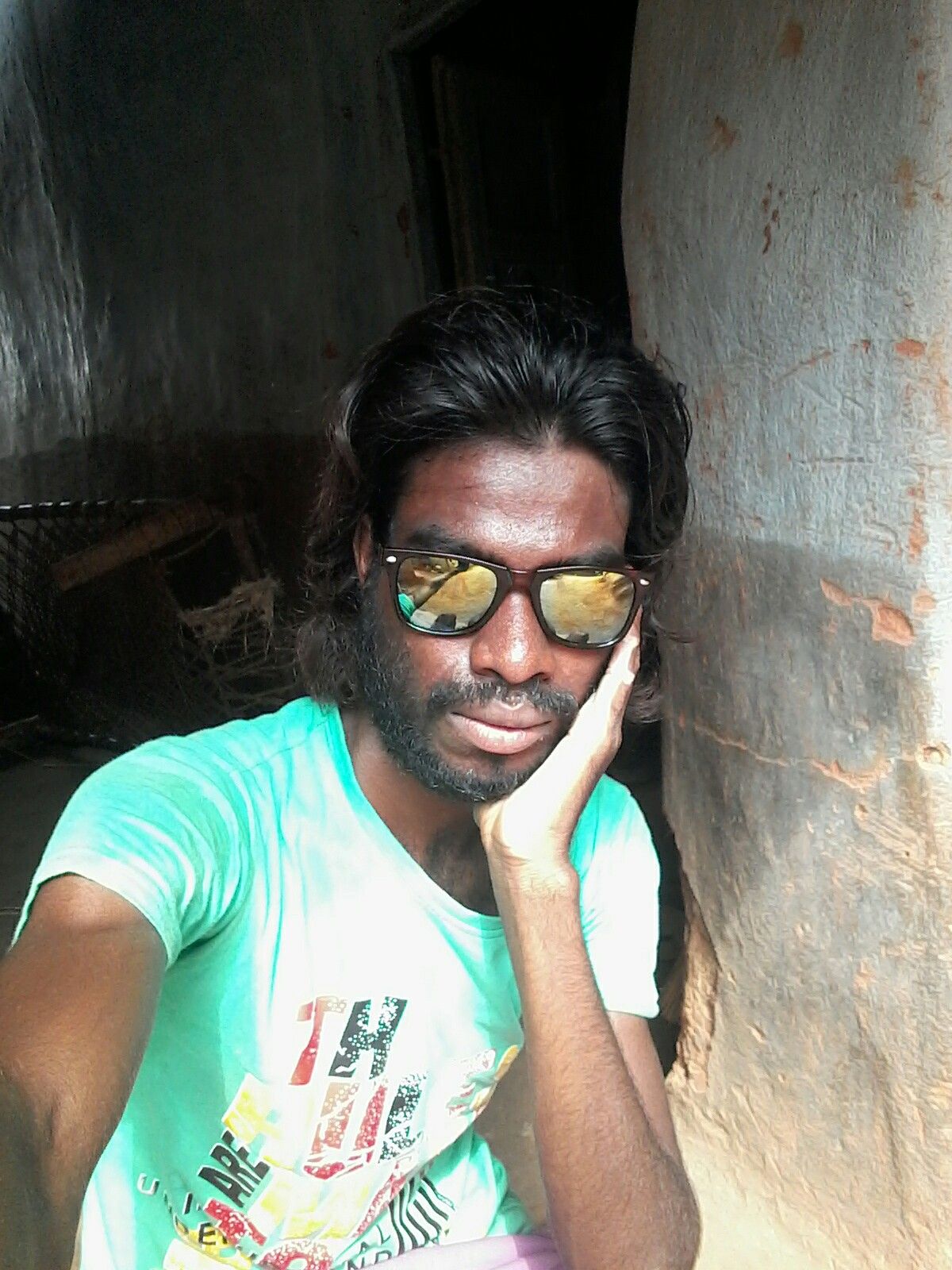 Bức ảnh khiến ai cũng nhớ… mà không dám nhìn lại