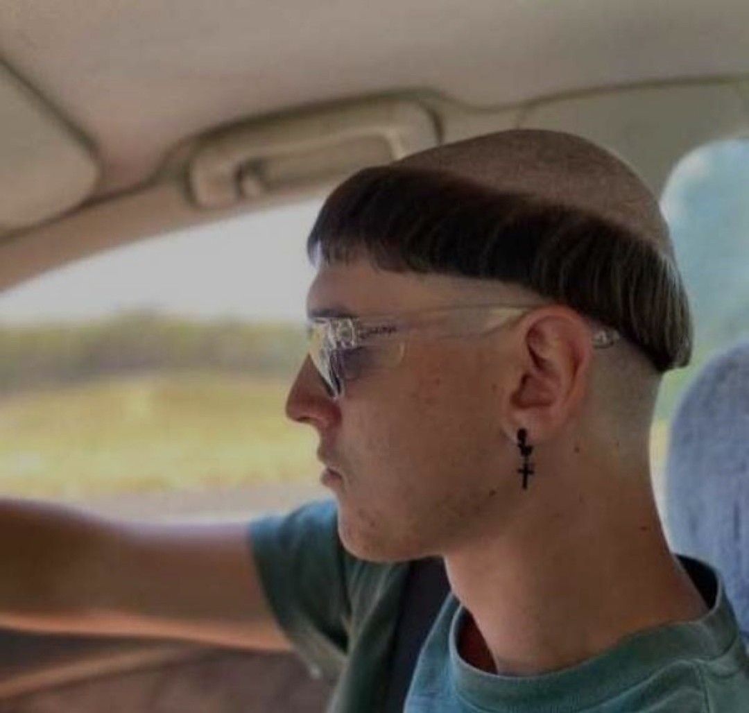 Tự tin khoe cá tính, dù cá tính hơi lệch chuẩn