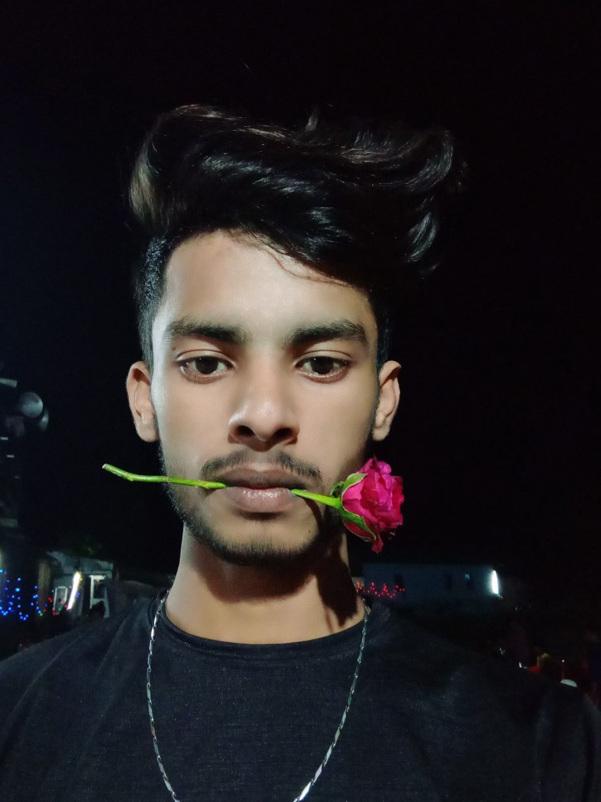 Ảnh đại diện khiến người xem phải bật cười ngay