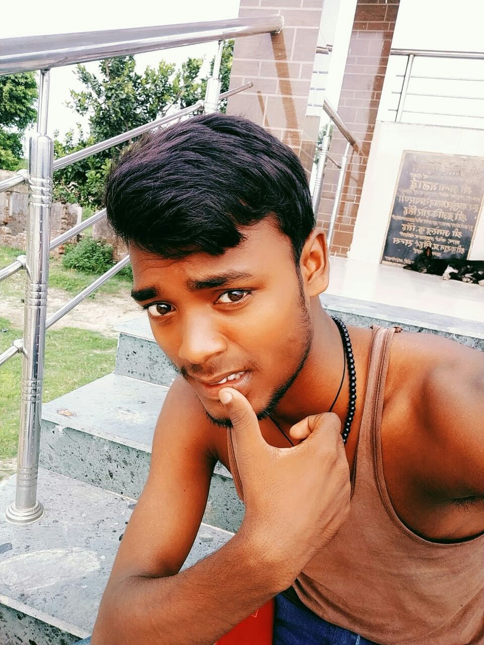 Không ai xấu cả, chỉ là chưa đủ dũng cảm để đăng