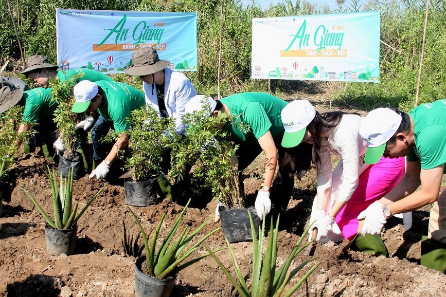 Alphanam Green Foundation và hành trình 7 năm “gieo hạt mầm tử tế”