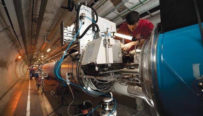 vat lieu sieu dan ngay nay duoc ung dung tren nhieu linh vuc san xuat dien tu