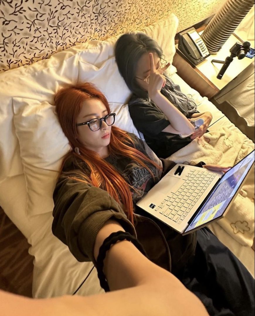 Không cần chỉnh màu vì đã có ánh nắng cười