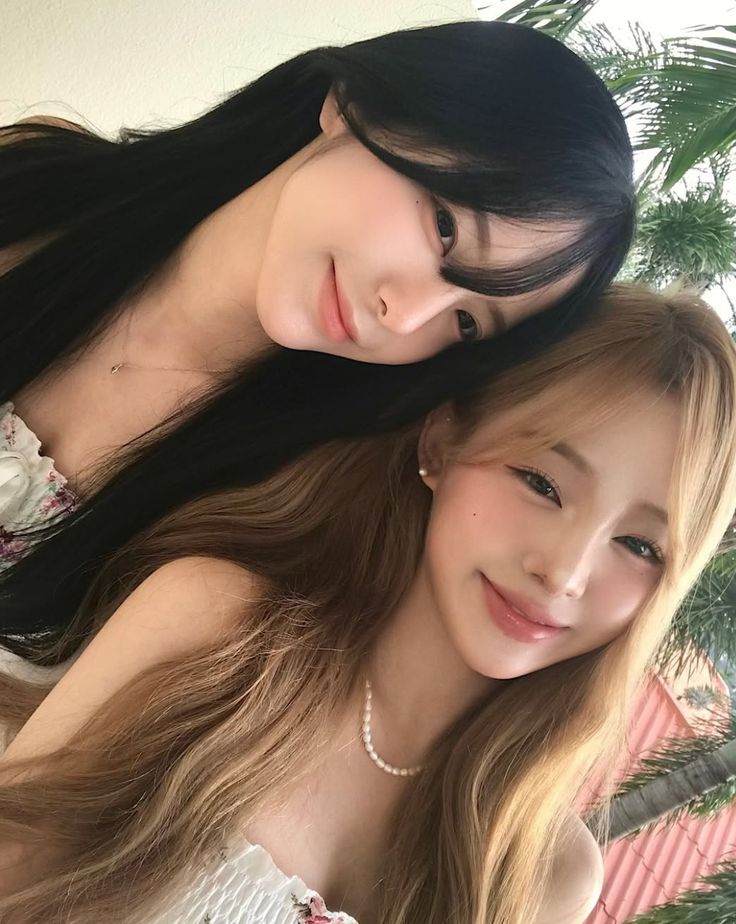 Không cần tạo dáng phức tạp, chỉ cần thân thiết