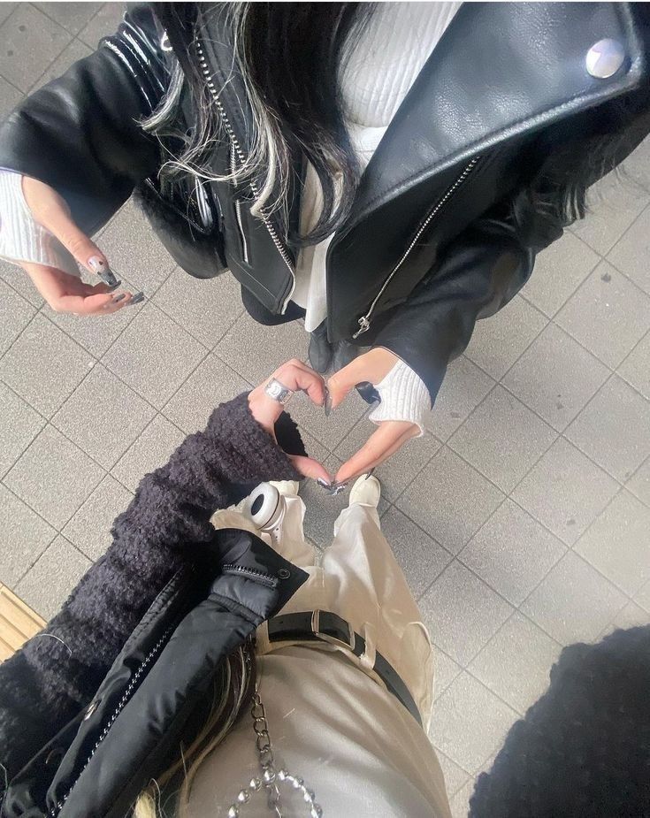 Lần nào chụp cùng cũng thành ảnh kỷ niệm