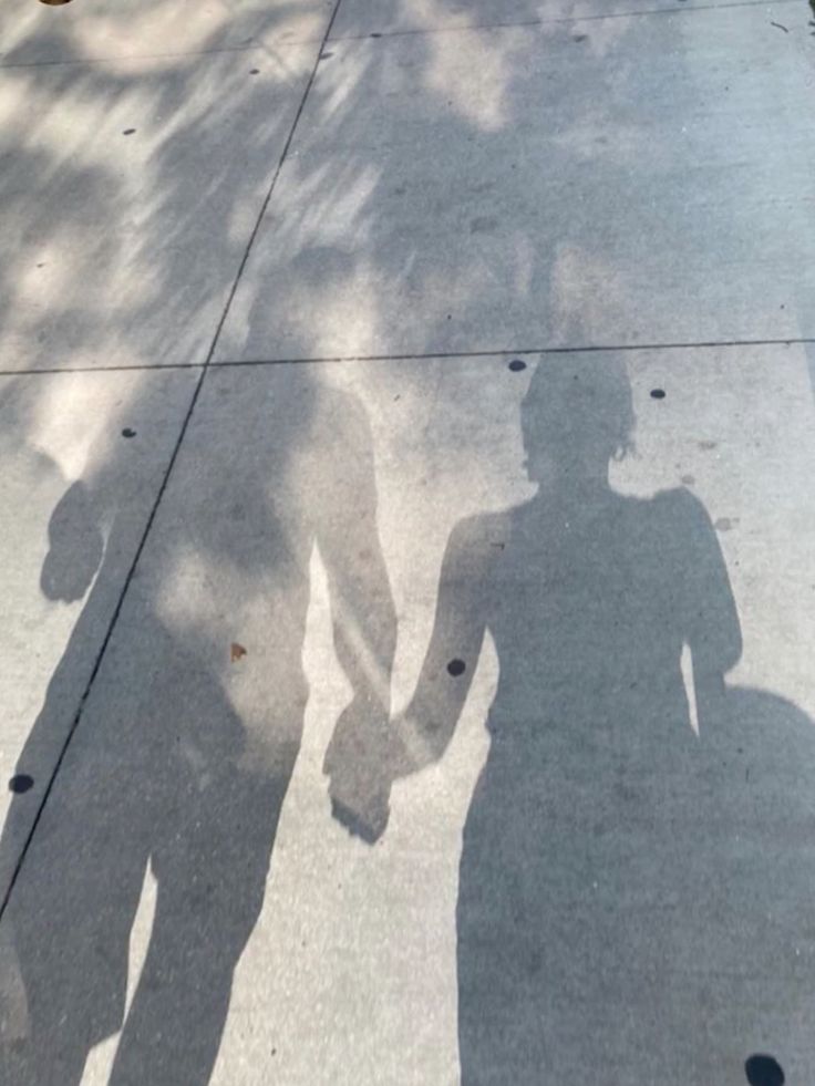 Ảnh bóng đôi giúp thể hiện tình yêu một cách giản dị sâu sắc