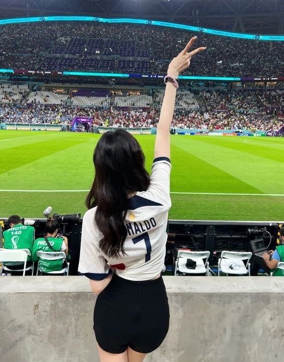 Cách tạo dáng khoe vóc dáng cực đỉnh