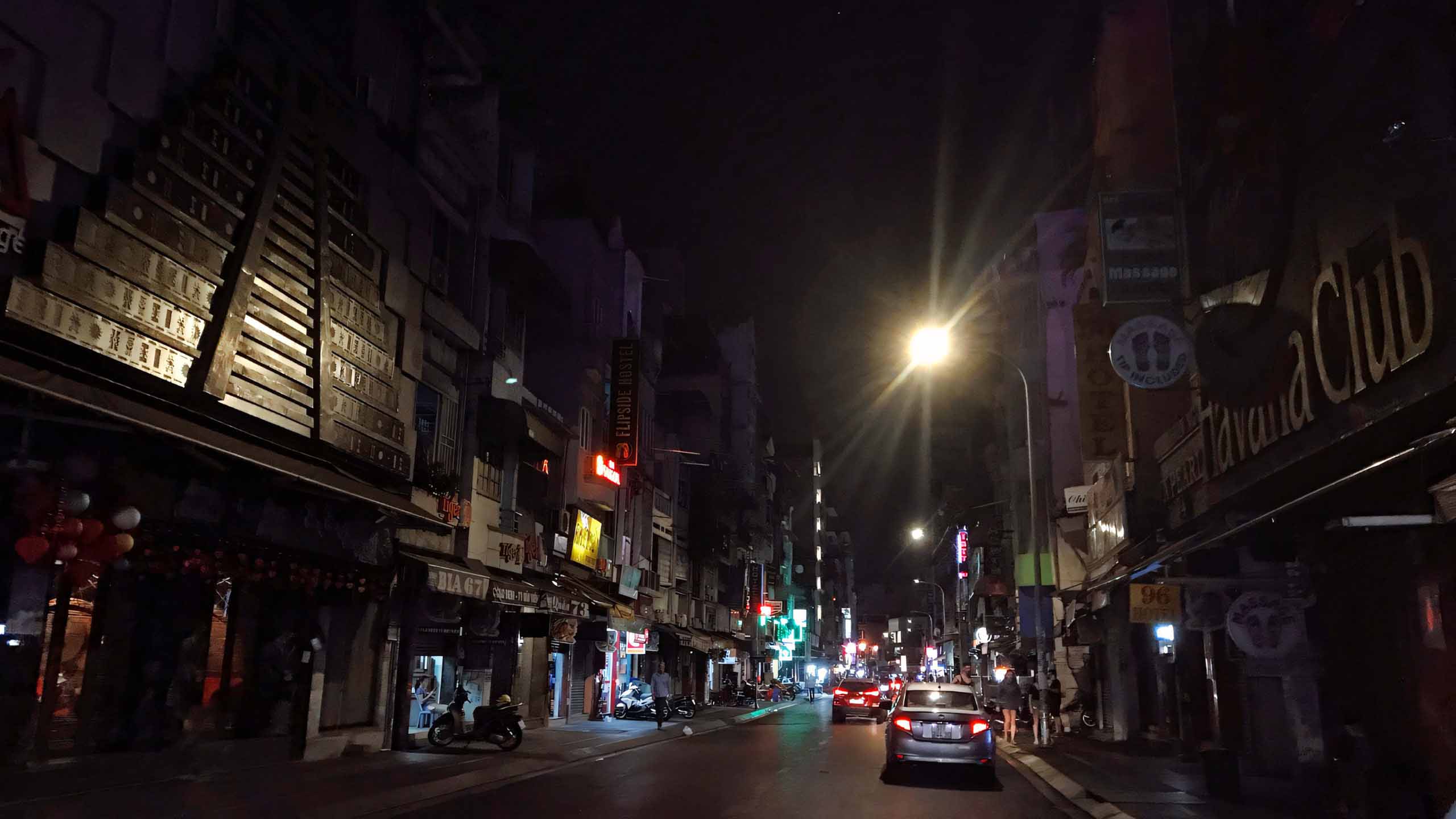 anh sai gon buon 2560px 1440px 2kk 3