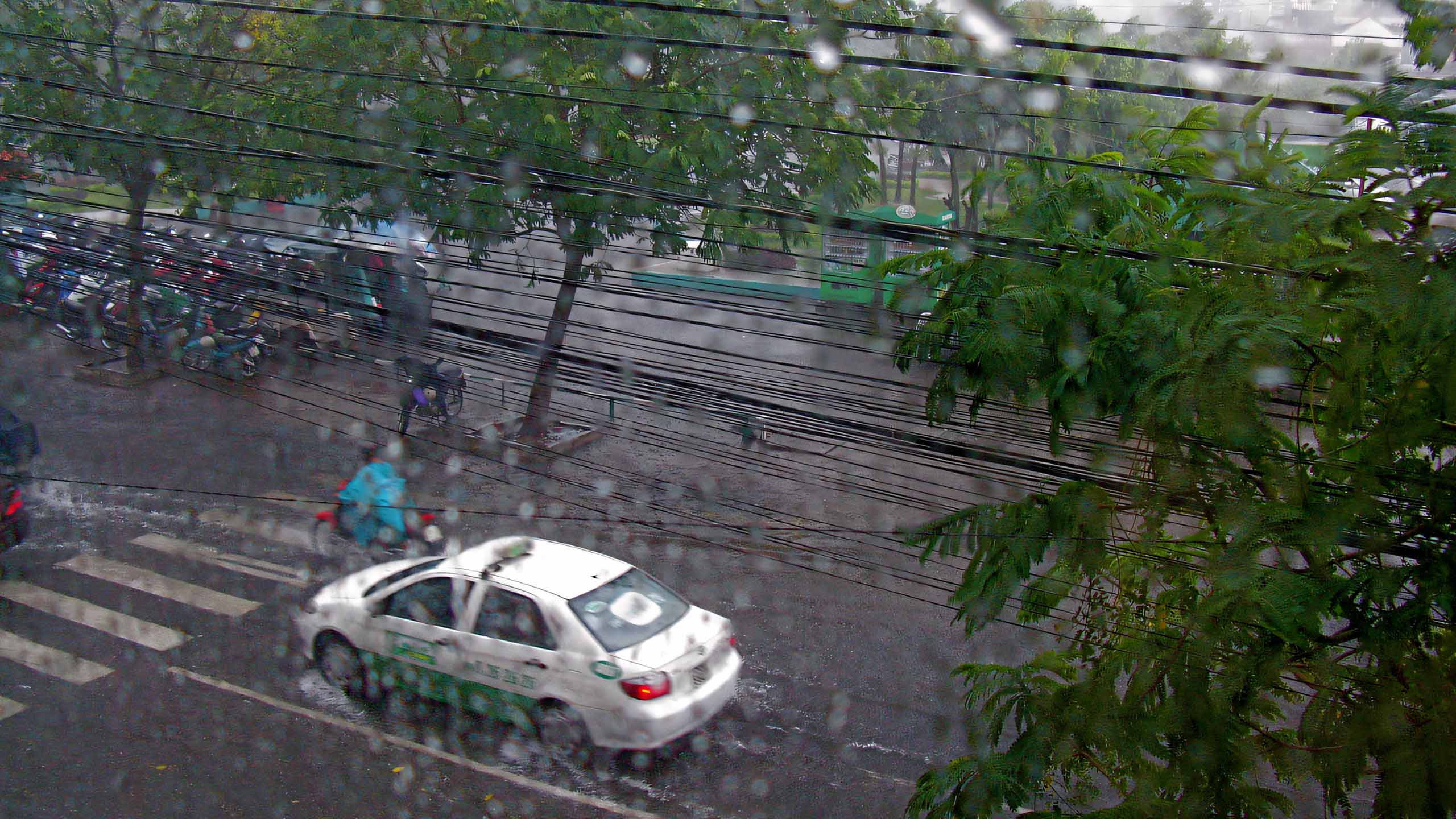 hinh anh sai gon mua buon 2560px 1440px 2kk 6