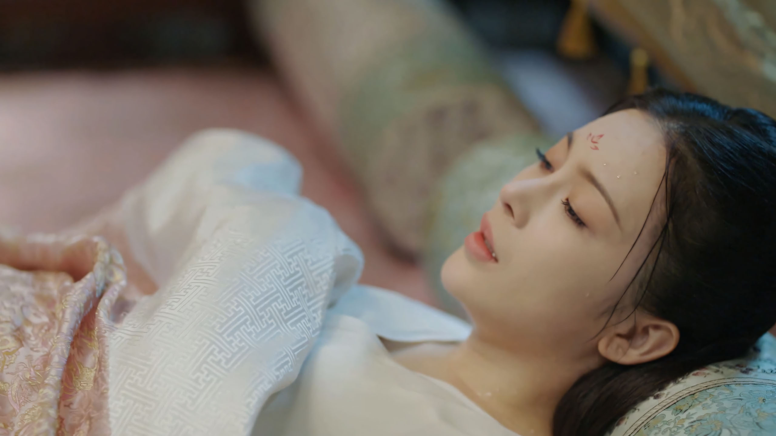 hinh anh phu nu khoc 2560px 1440px 2k 1