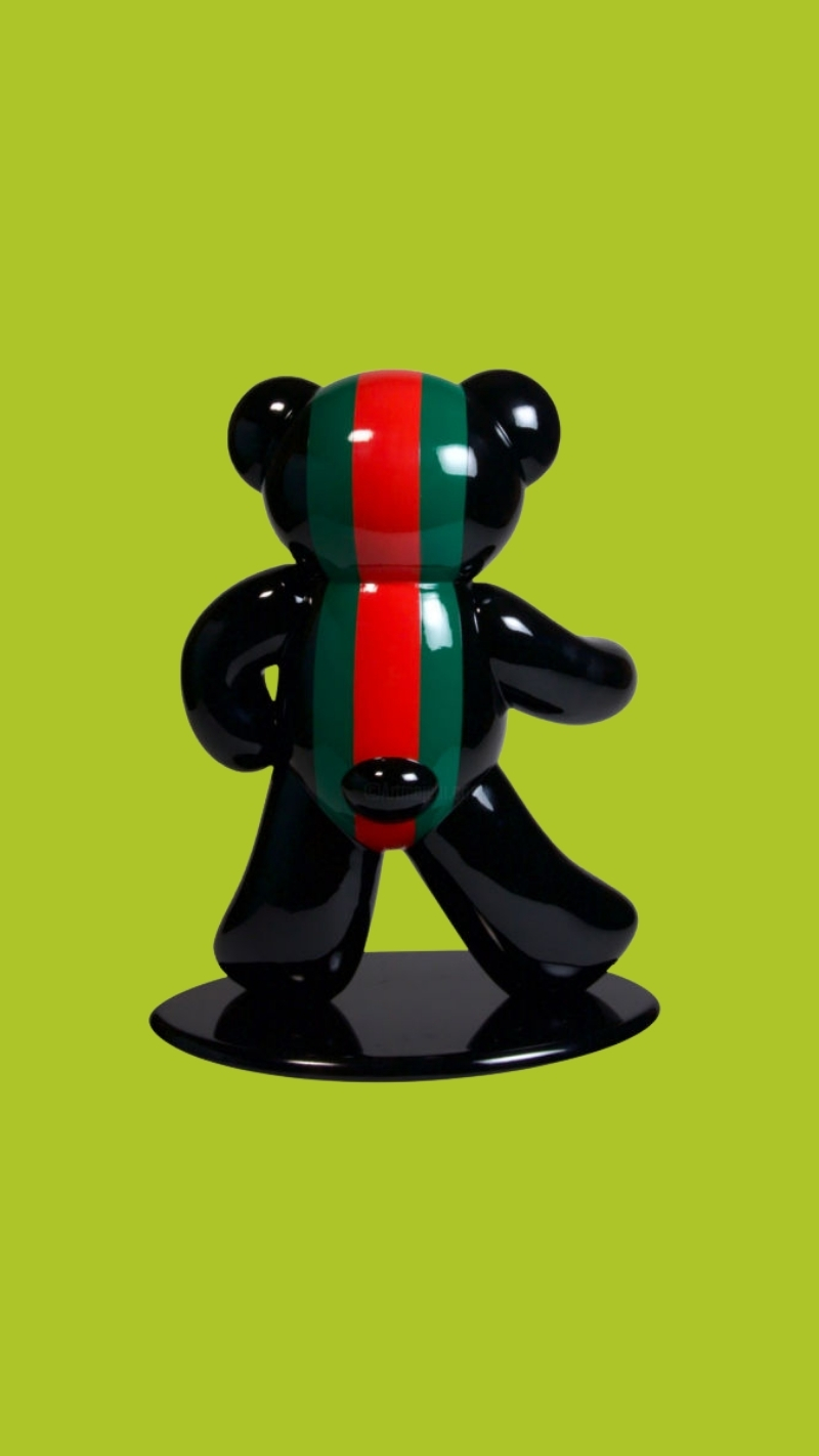 hình nền bearbrick gucci sang trọng
