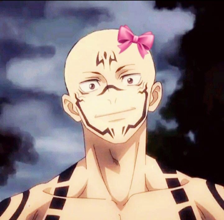 Ngồi cười chơi thôi mà sợ gì