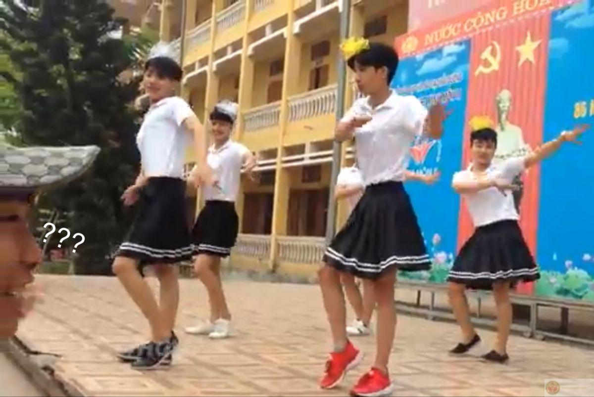 Một chiếc meme học sinh chế dí dỏm khiến giờ kiểm tra căng thẳng thành trò cười