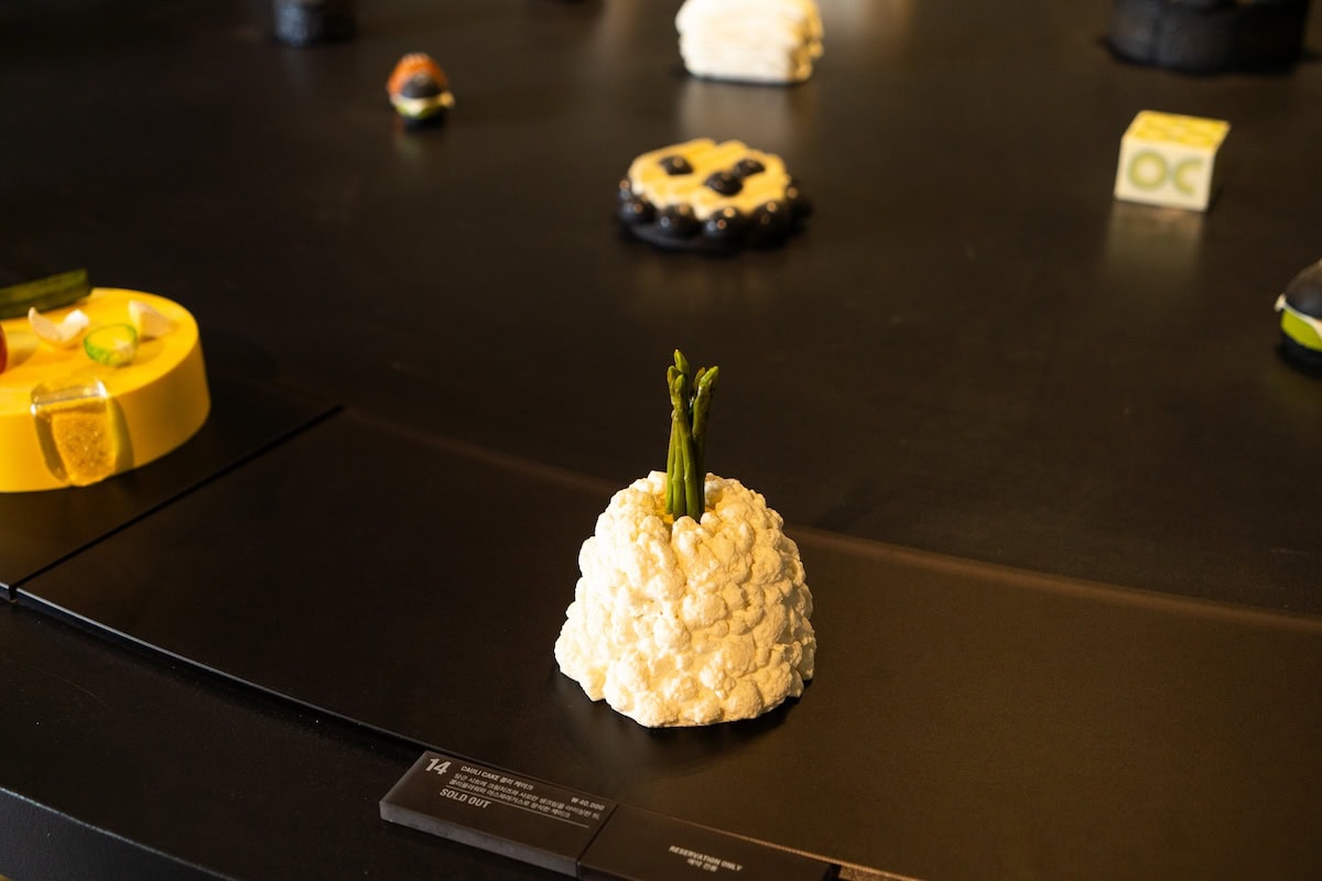 Cauliflower shaped cake and other creative desserts at Nudake in Seoul