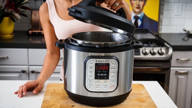 Ninh, hầm xương bao lâu? Bí quyết hầm xương ngon, nhanh nhừ, ngọt nước