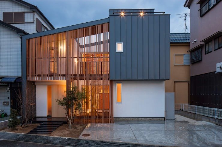 Mặt đứng được phủ cây xanh ấn tượng