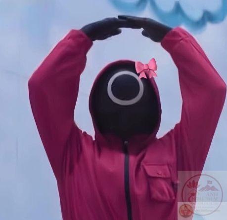 Ảnh chế Squid Game giúp fan cười sảng khoái khi nhớ lại những trò chơi sinh tử