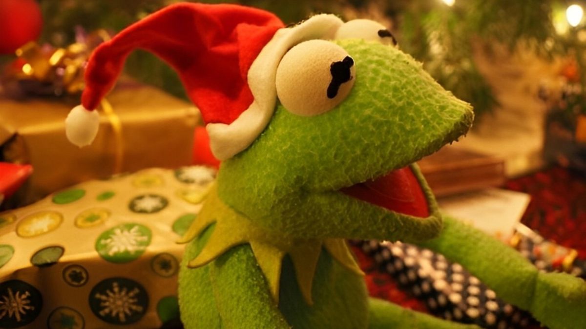 Meme Noel ếch xanh hài hước cho bạn bè