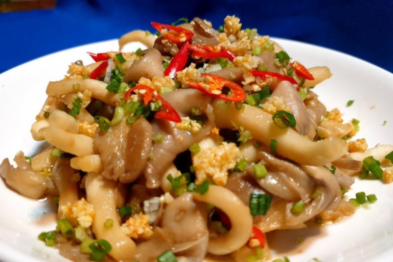 Món nấm bào ngư xào sa tế