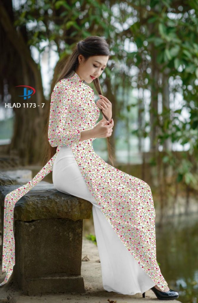 BST-99-Vai-ao-dai-Hoa-Nhi-nen-trang
