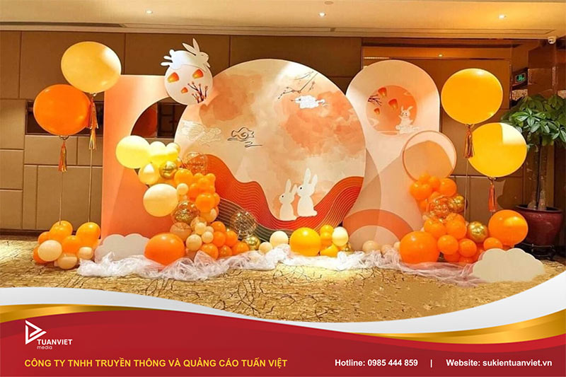 background check in trung thu