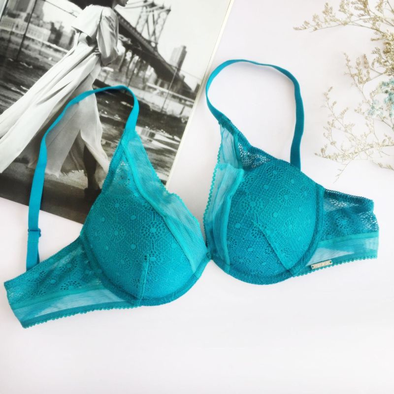 áo ngực làm gọn ngực