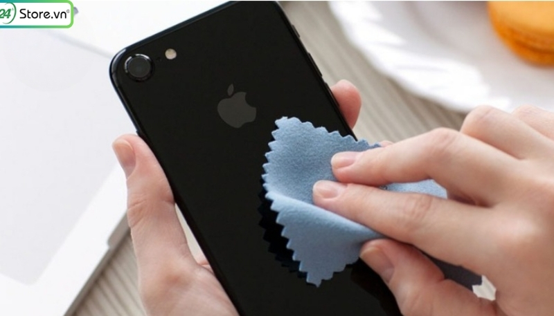 giữ cho camera điện thoại sạch sẽ