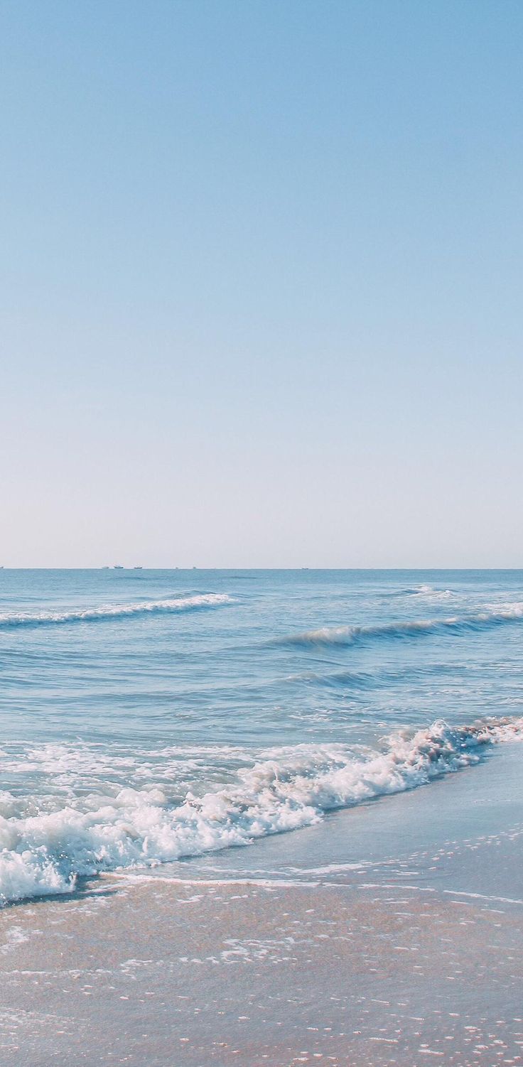 Ảnh ngược sáng kết hợp bầu trời và đường chân trời