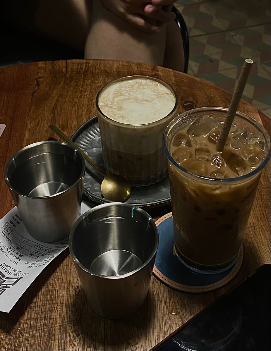 Khoảnh khắc sâu lắng với hình ảnh ly cà phê đẹp nhất