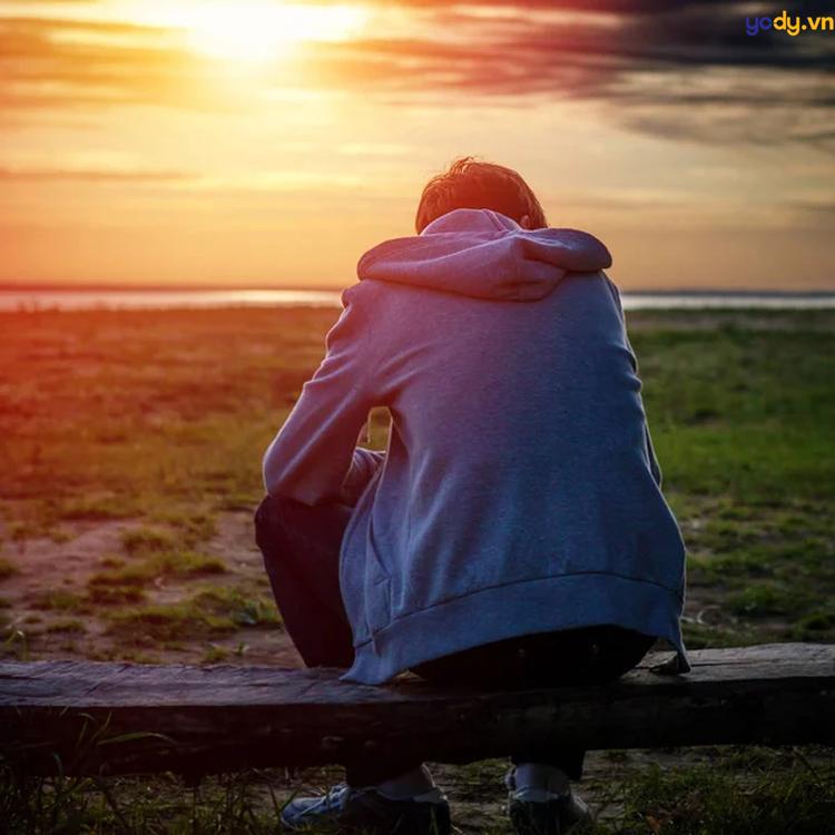 ảnh chụp sau lưng nam buồn
