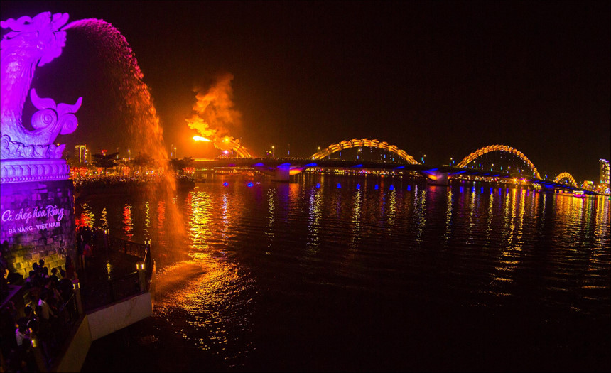 Phong cảnh đẹp Việt Nam về đêm
