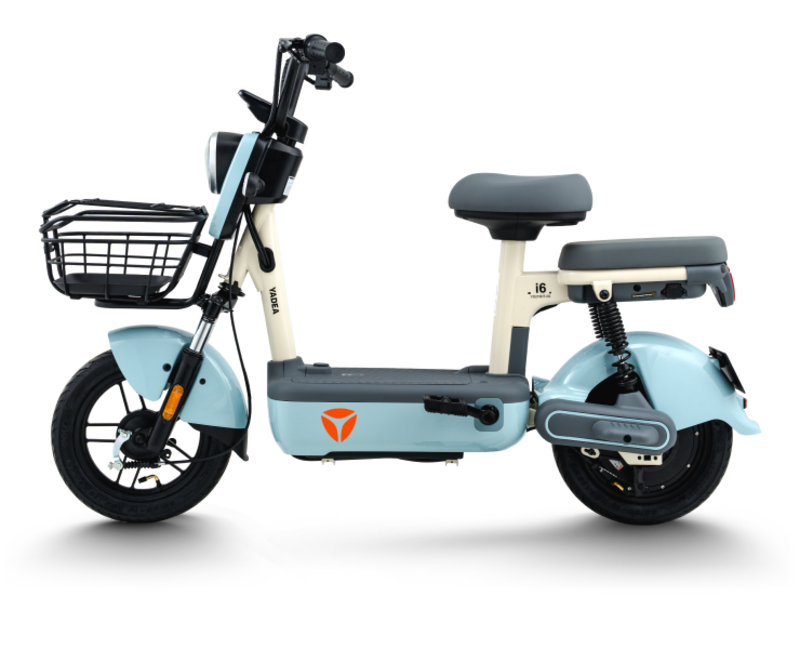Xe đạp điện Yadea i6 có thiết kế nhỏ gọn, trọng lượng nhẹ, dễ dàng linh hoạt di chuyển trên đường phố