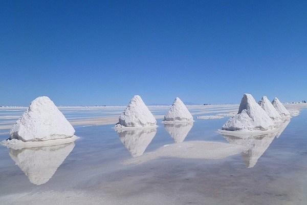 Tại sao nước biển mặn