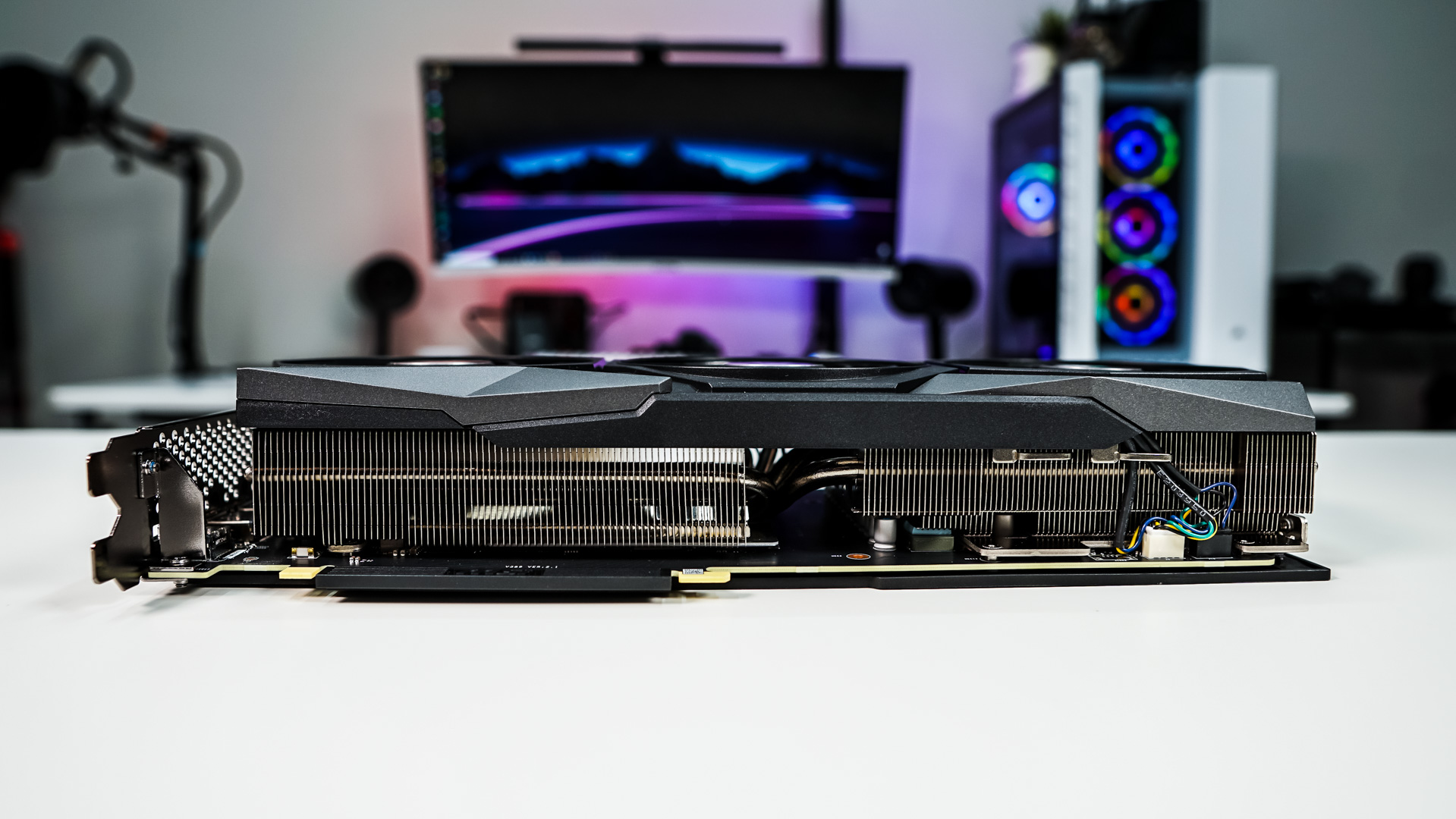 Card đồ họa OC là gì? Người dùng có nên mua nó thay vì card NON OC