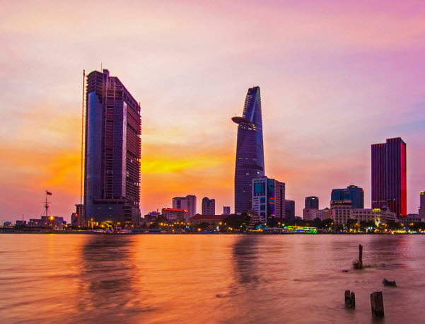 Tả cảnh hoàng hôn trên quê hương em vùng biển