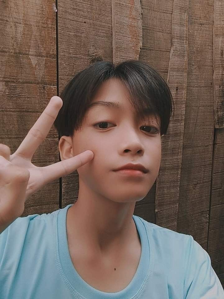 Ảnh trai đẹp 14 tuổi Việt Nam để lại cảm giác dễ chịu nhẹ nhàng cho người xem trực tuyến