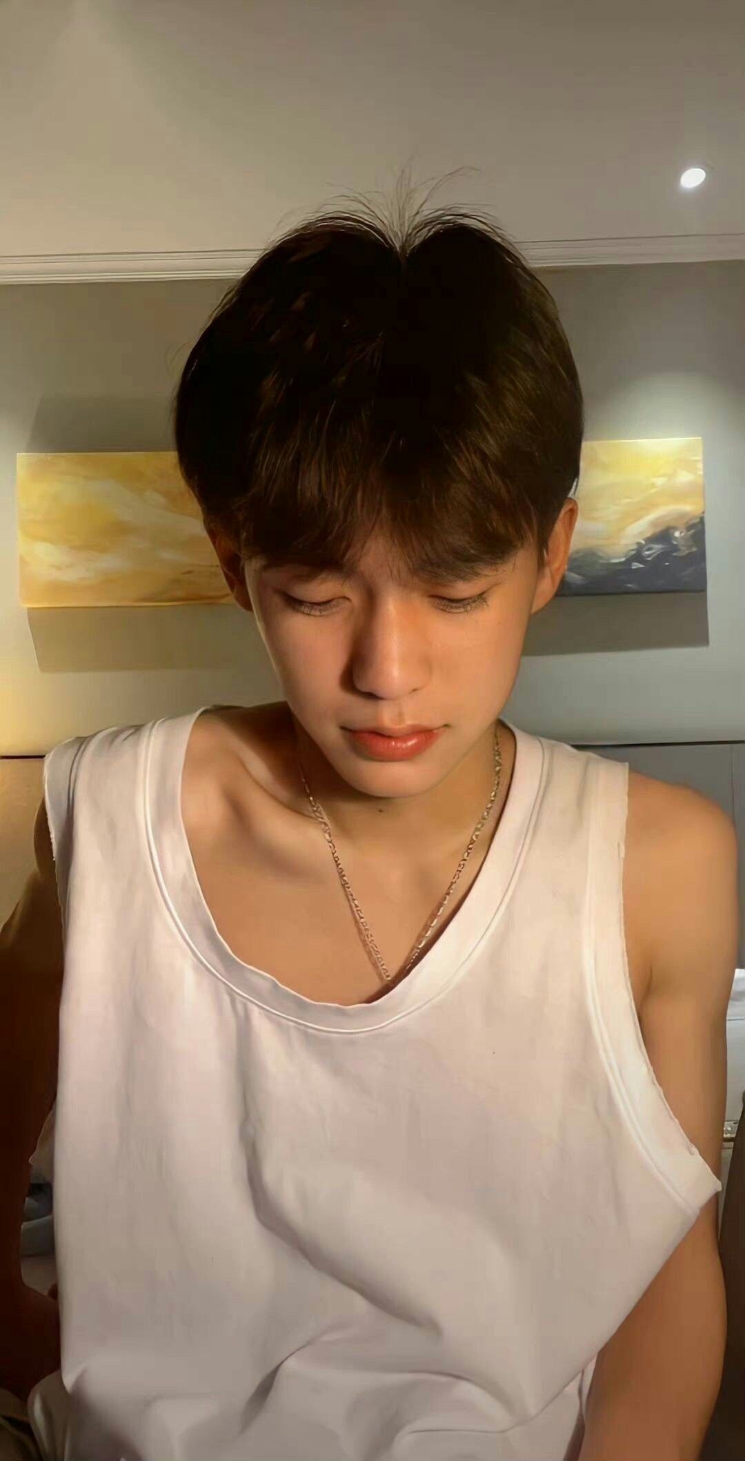 Bộ ảnh trai đẹp 14 tuổi tạo nên sự quan tâm từ đông đảo cư dân mạng trẻ ngày nay