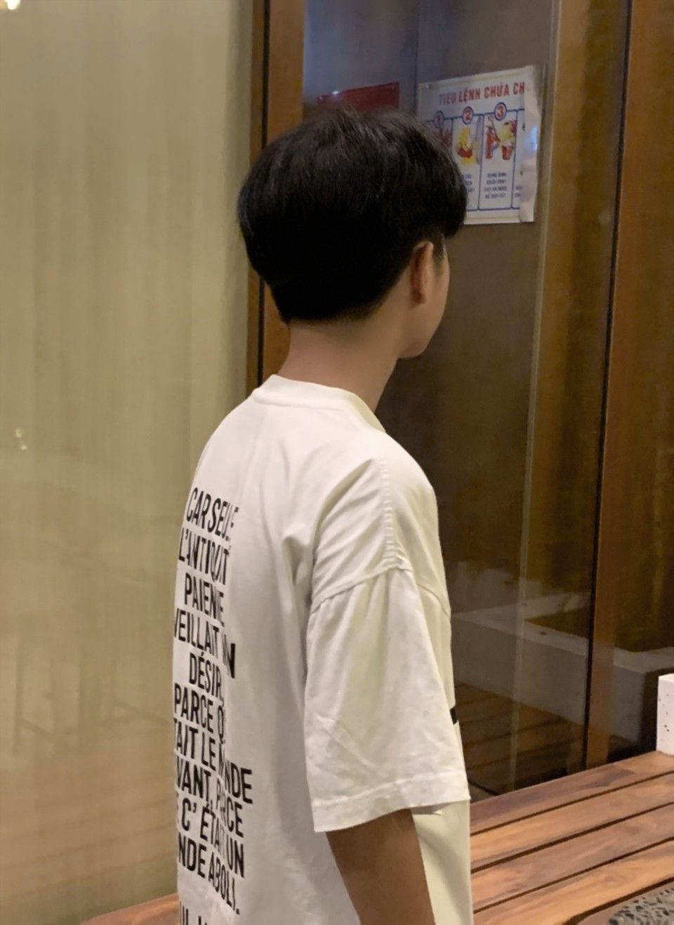 Tải ảnh trai đẹp 14 tuổi che mặt