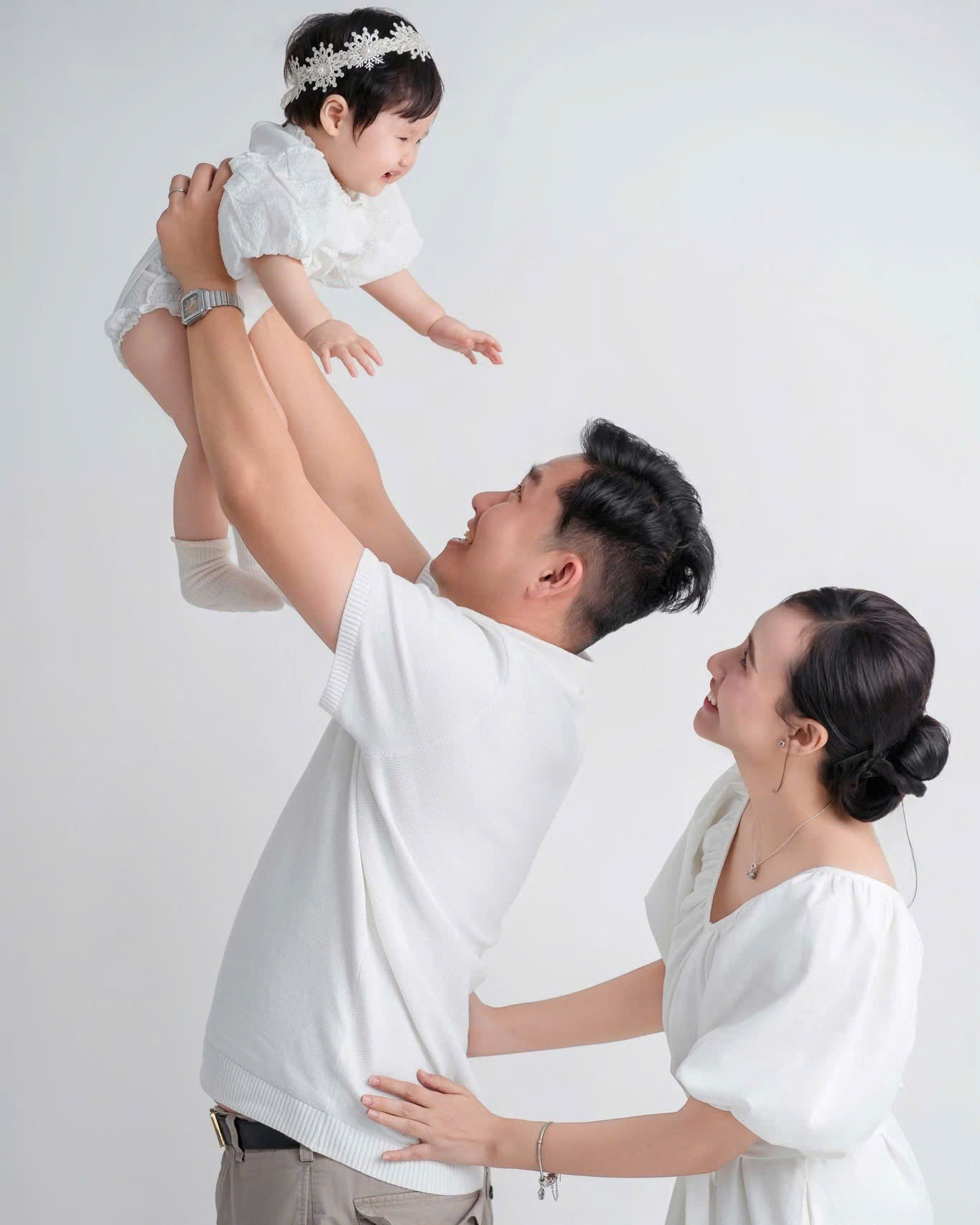 chup-anh-gia-dinh-3-nguoi