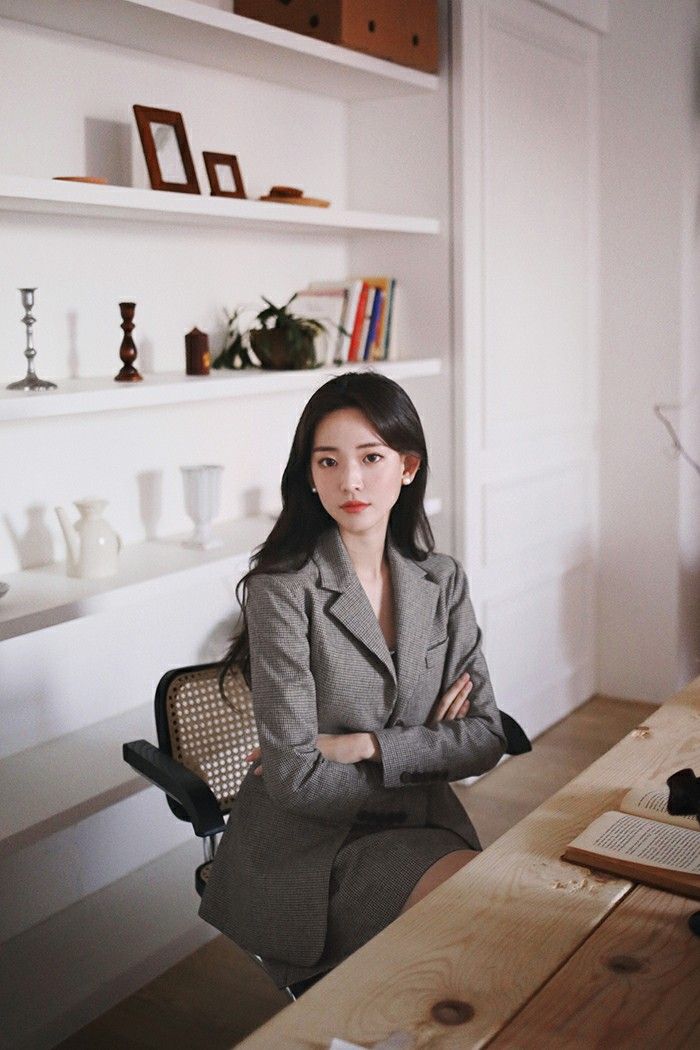 Khoảnh khắc sáng tạo giữa không gian công sở