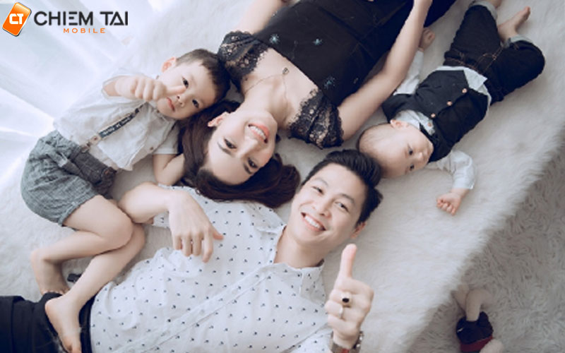 Tư thế chụp ảnh nhóma 4 người phong cách lầy lội