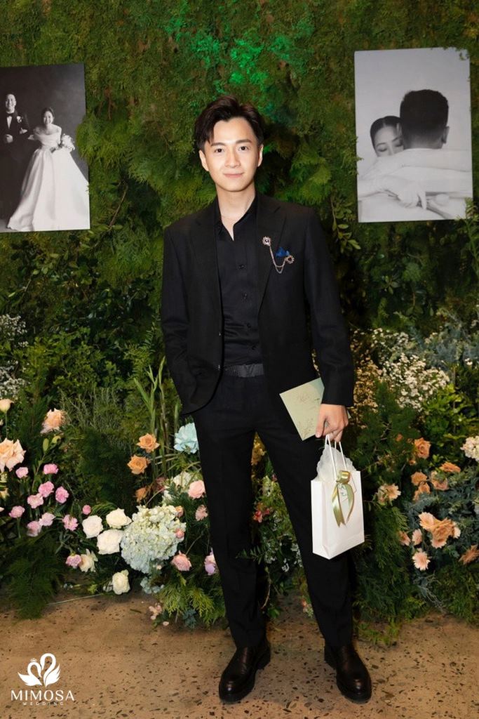 cach tao dang chup hinh di dam cuoi cho nam