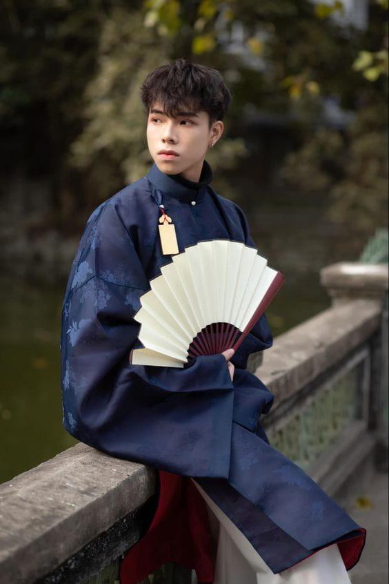 tạo dáng chụp ảnh tết cho nam 12