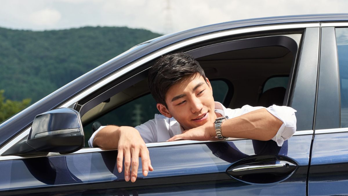 Tạo dáng chụp ảnh với ô tô sáng tạo nhất