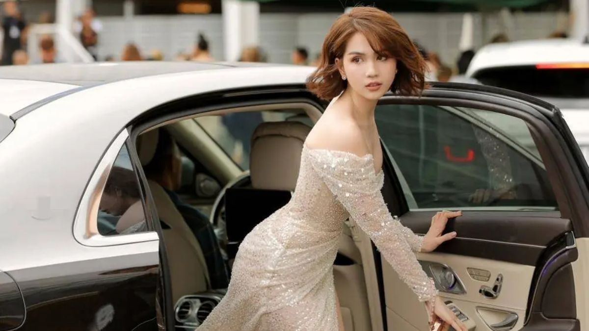 Tạo dáng chụp ảnh với ô tô cực quyến rũ