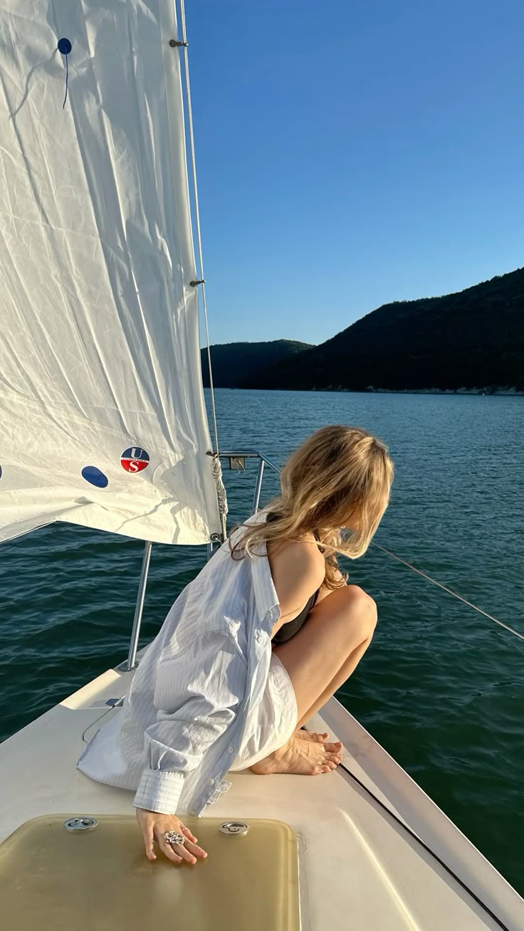 Trên tàu biển, mọi cảm xúc đều trở nên điện ảnh