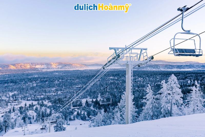 Mùa đông tại Big Bear Lake, California