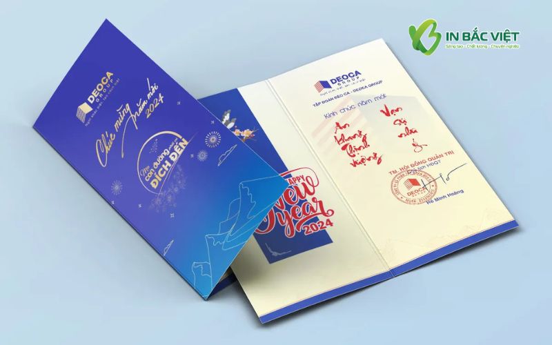 Thiệp chúc mừng năm mới 2024 gấp đôi với thiết kế sang trọng