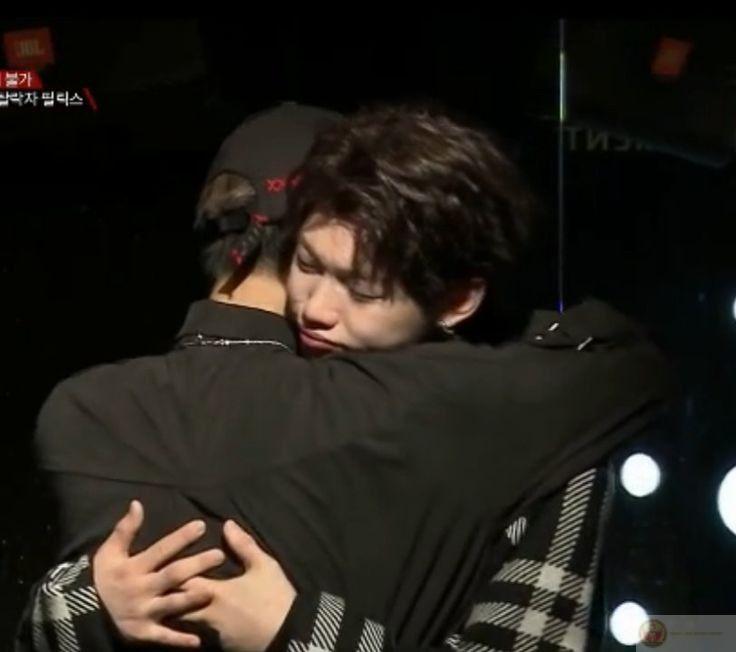 Tớ ước được ở gần để ôm cậu thật lâu